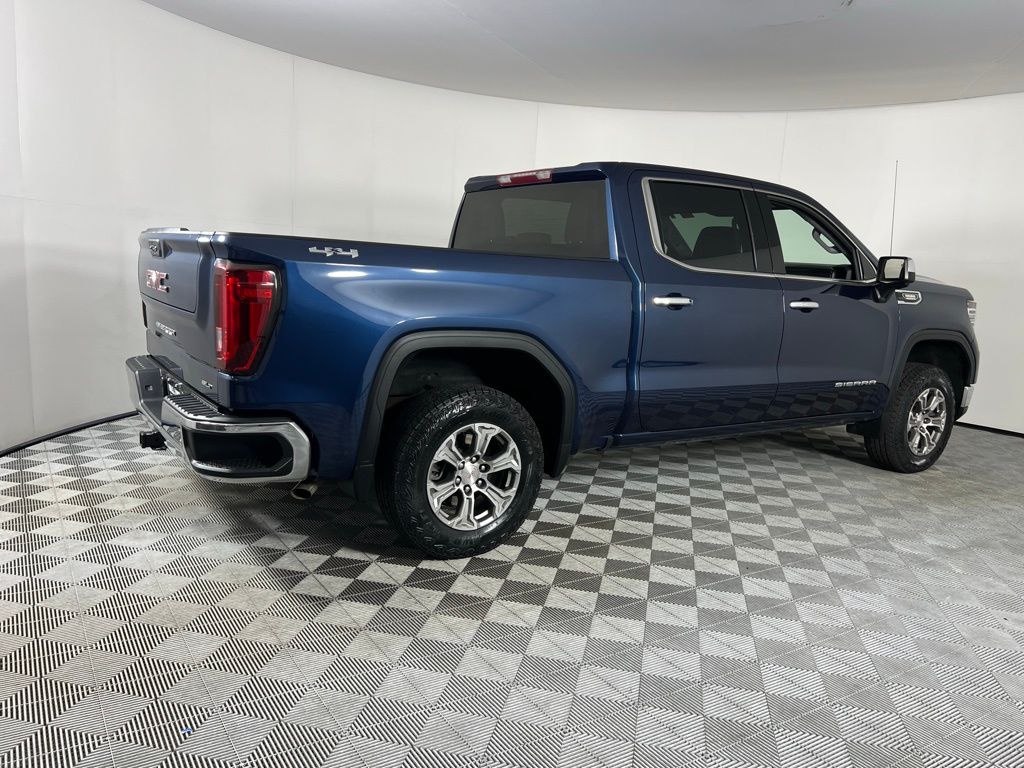 2022 Gmc Sierra 1500 SLT photo 4