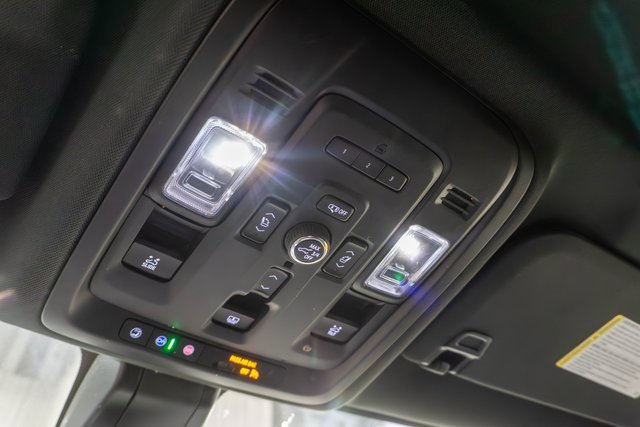 2021 Chevrolet Tahoe High Country photo 19