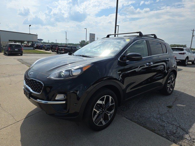 2022 Kia Sportage EX photo 3