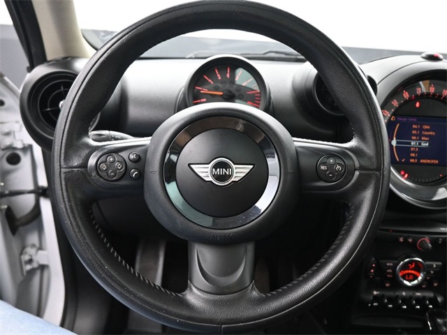 2015 Mini Countryman photo 2
