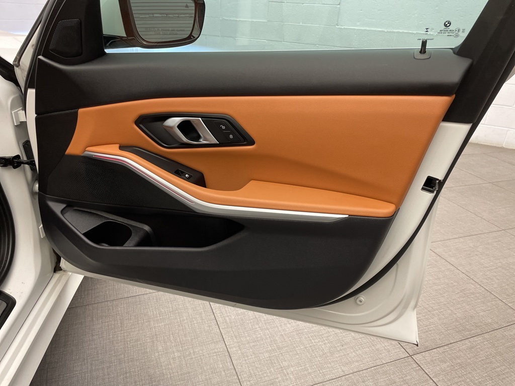 2024 Bmw 330e photo 24