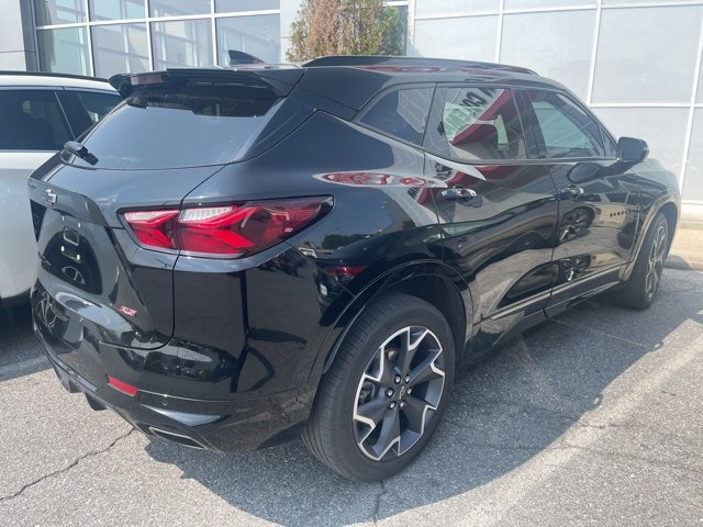 2022 Chevrolet Blazer RS photo 2