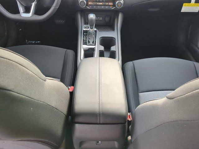 2025 Nissan Sentra SV photo 17