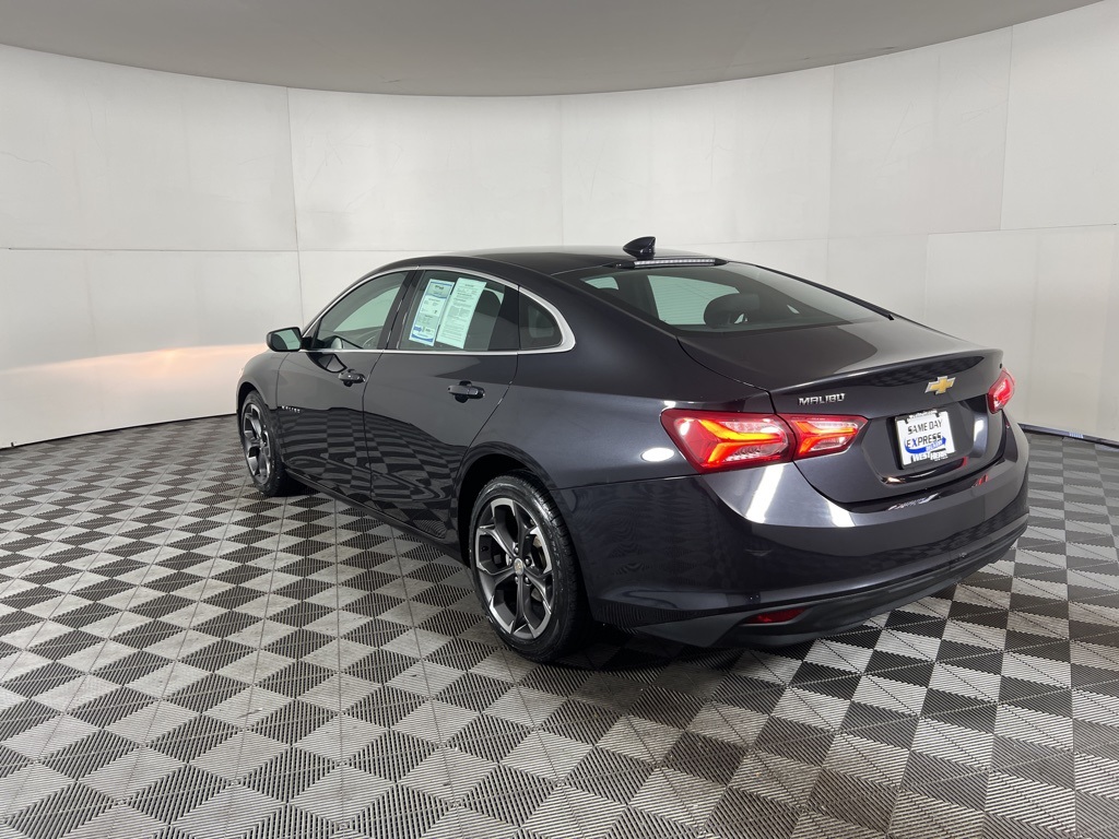 2022 Chevrolet Malibu 1LT photo 3