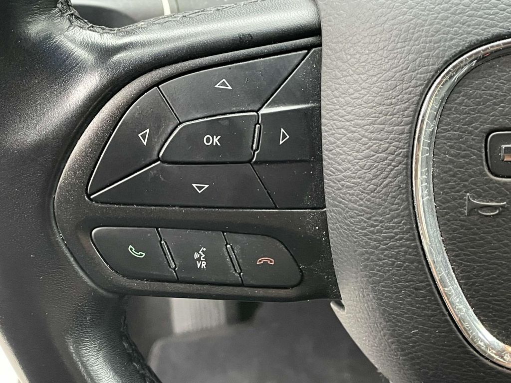 2022 Dodge Charger SXT photo 14