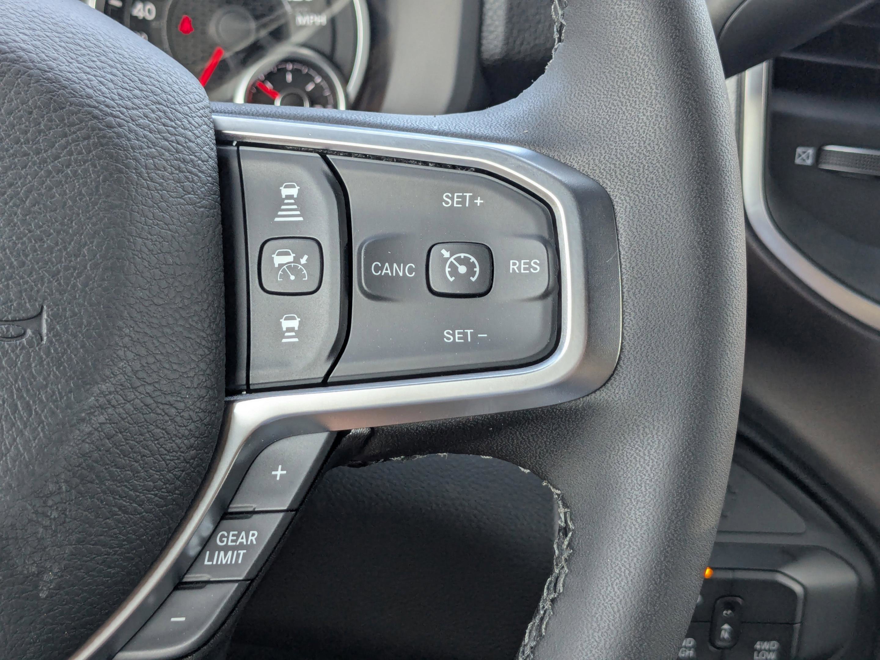 2025 Ram 2500 Big Horn photo 30
