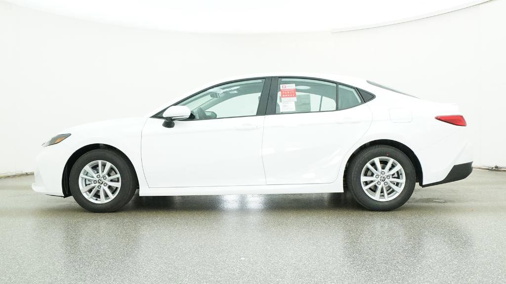 2026 Toyota Camry LE photo 10