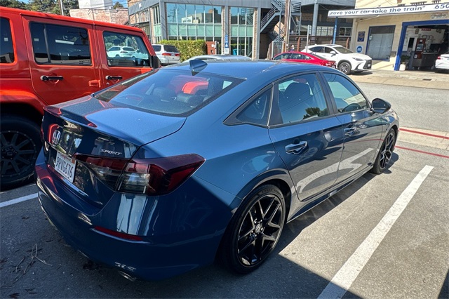 2025 Honda Civic Sport photo 2