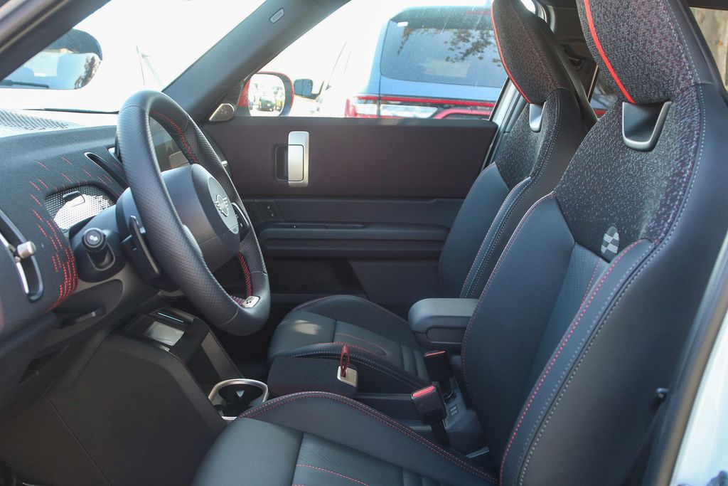 2026 Mini Countryman John Cooper Works ALL4 photo 14