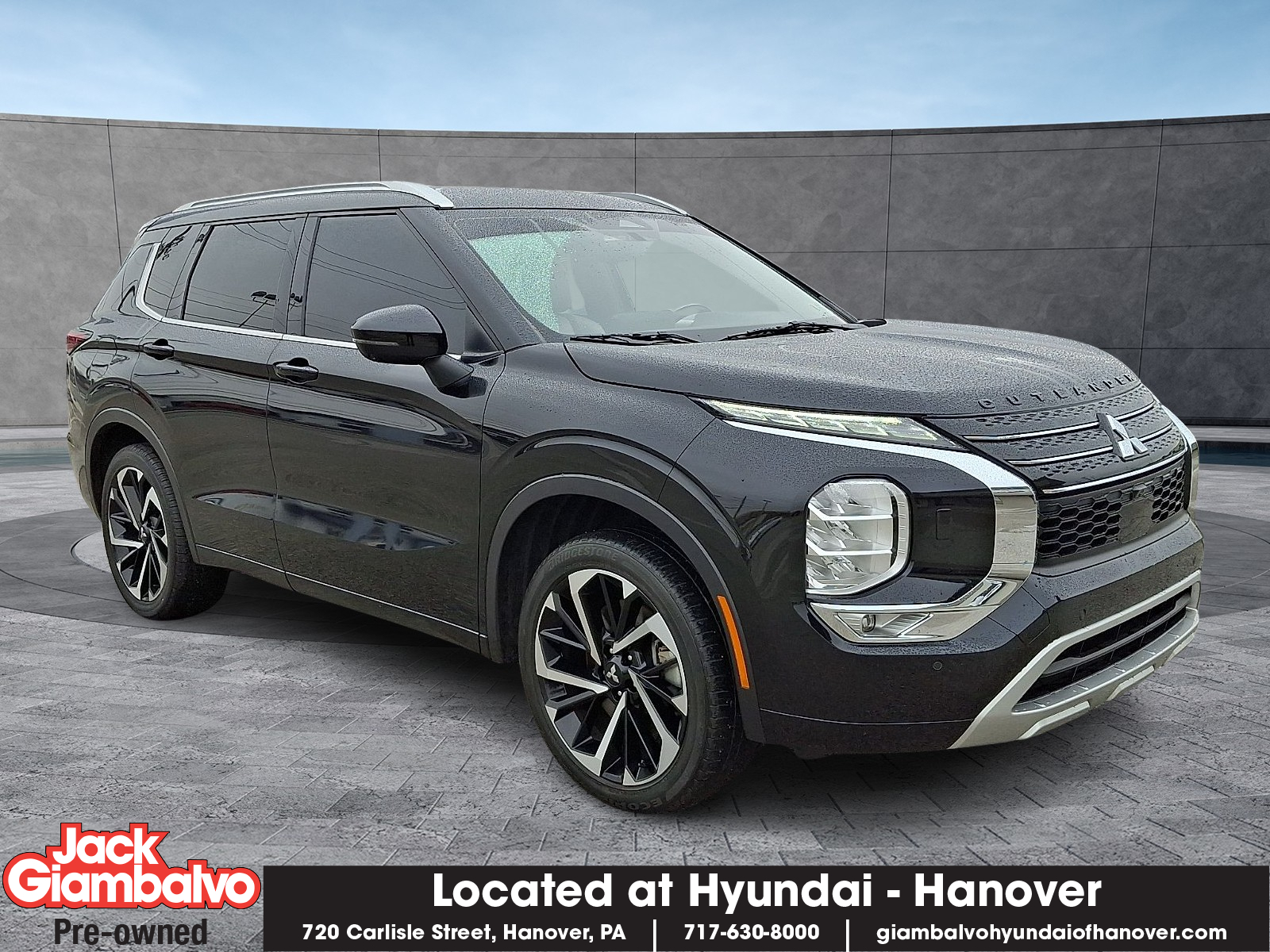 2023 Mitsubishi Outlander SEL's photo