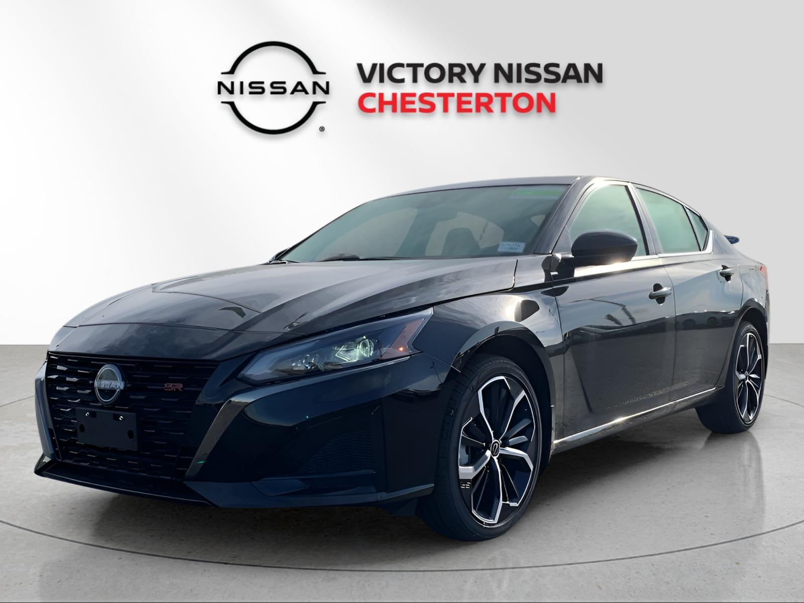 2025 Nissan Altima SR's photo