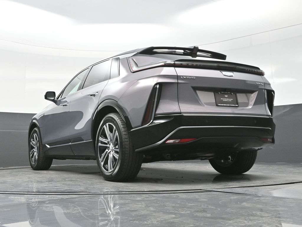 2025 Cadillac Lyriq Luxury photo 20
