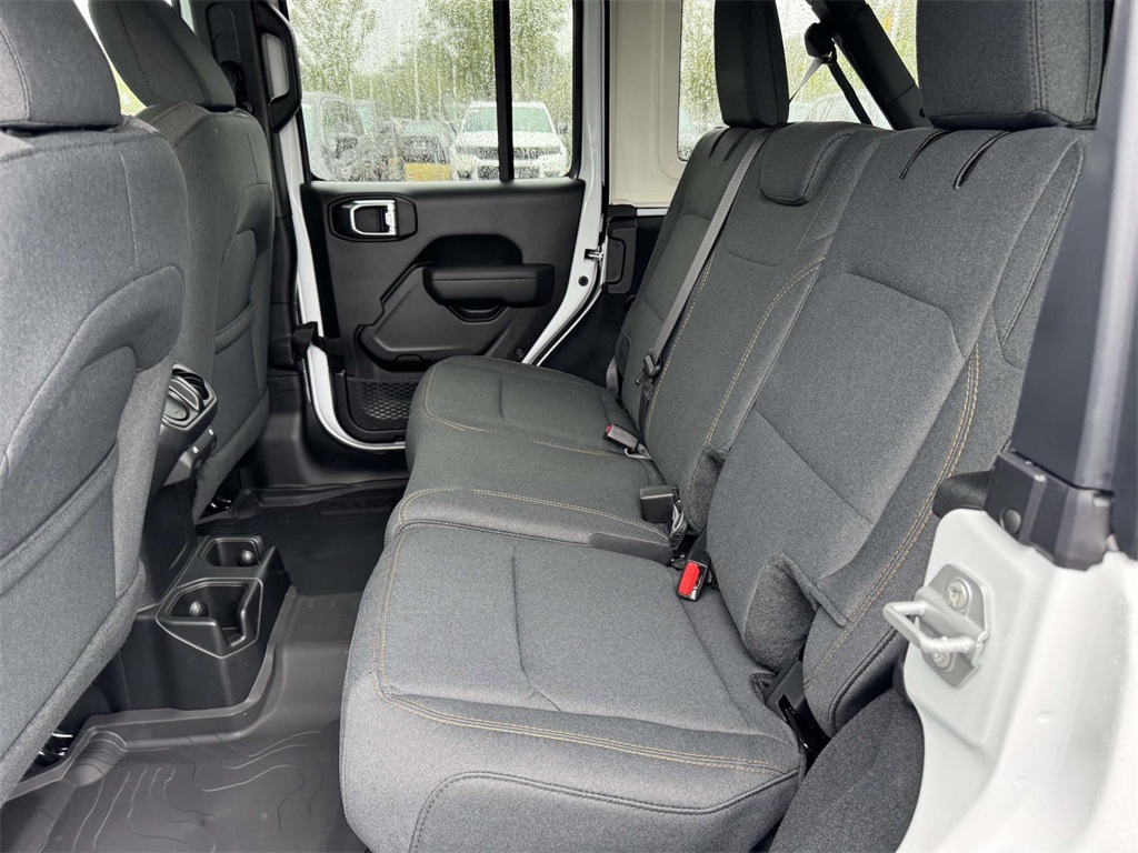 2025 Jeep Wrangler Sport S photo 14