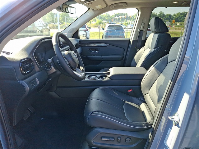 2025 Honda Pilot Elite photo 8