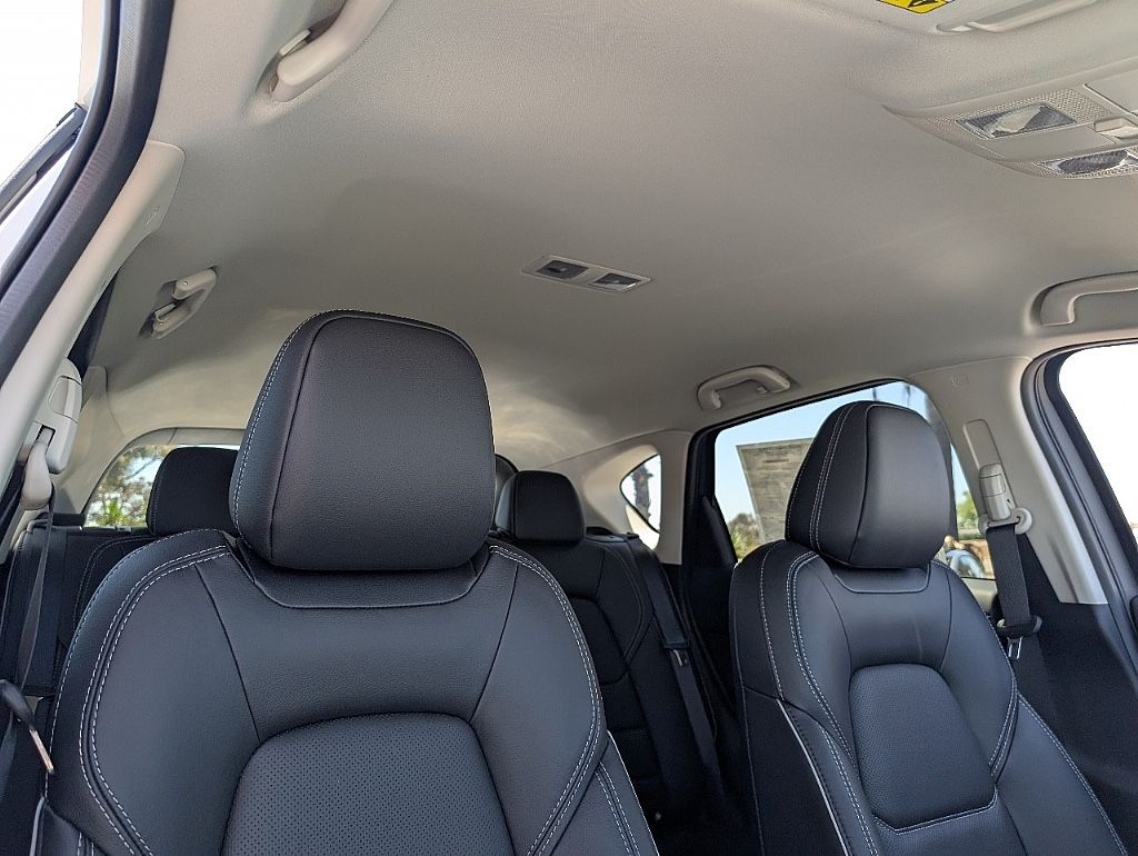 2025 Mazda CX-5 2.5 S Preferred photo 13