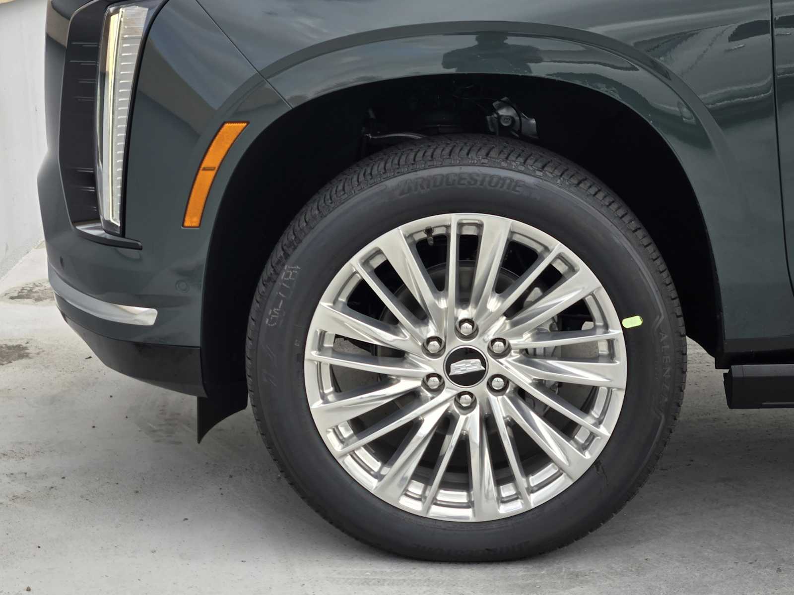 2026 Cadillac Escalade Luxury photo 5