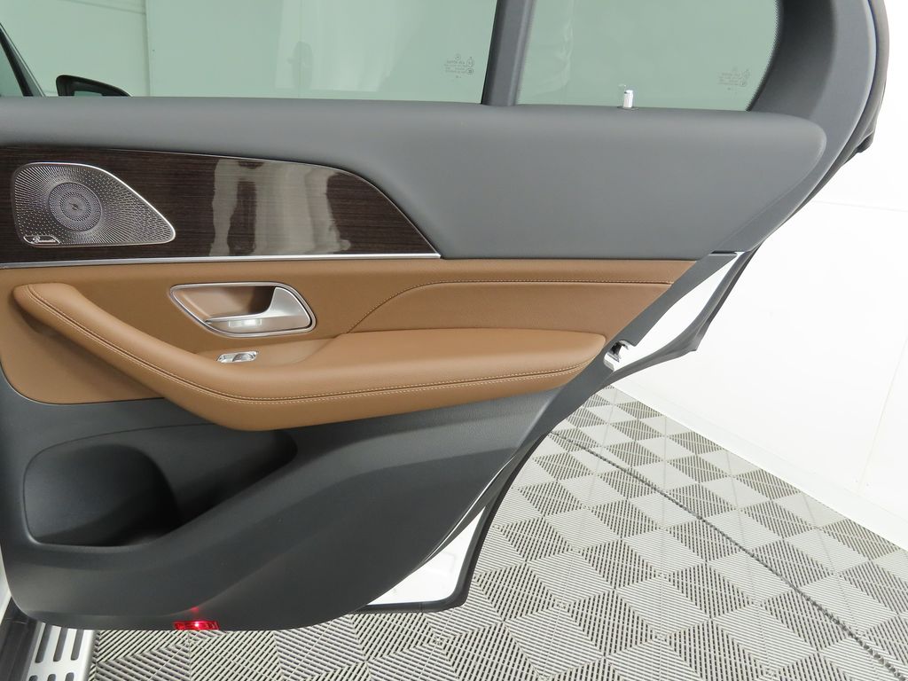 2025 Mercedes Benz GLE 350 4MATIC photo 25