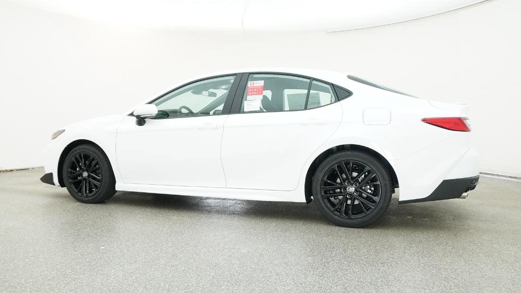 2026 Toyota Camry SE photo 12
