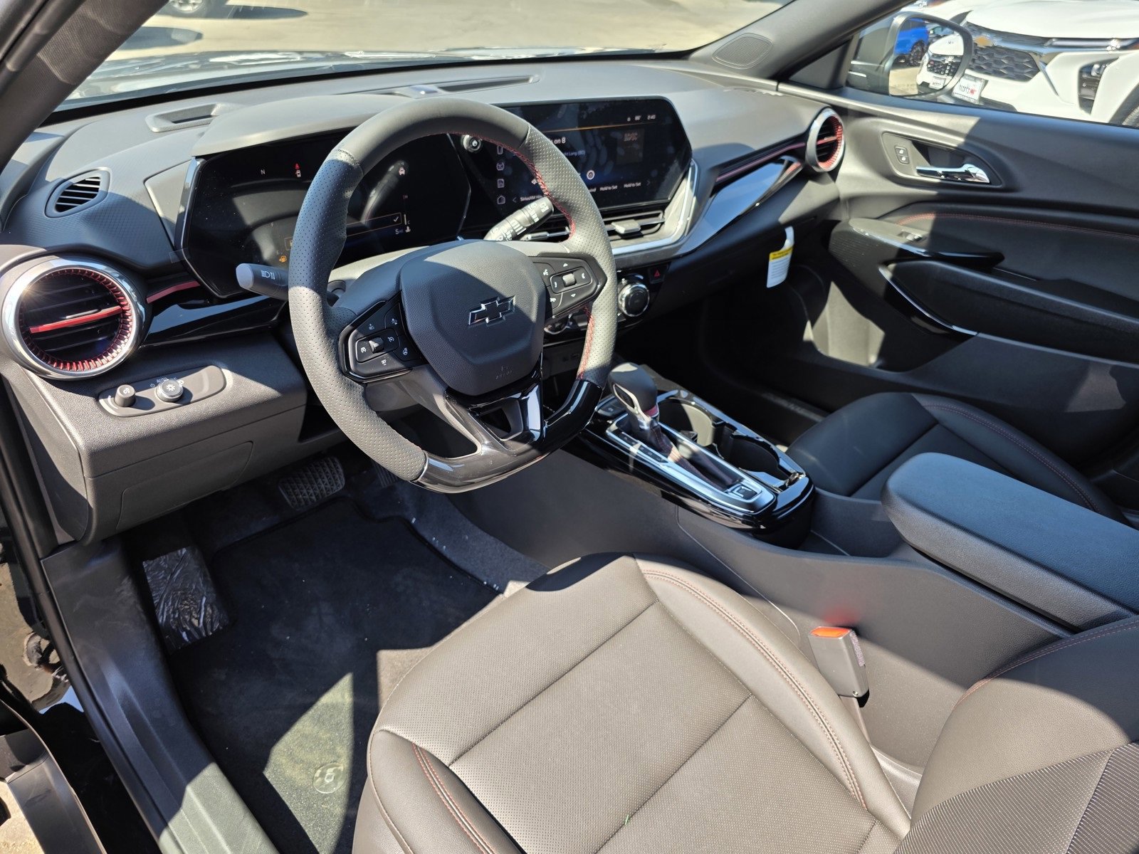 2025 Chevrolet Trax photo 23