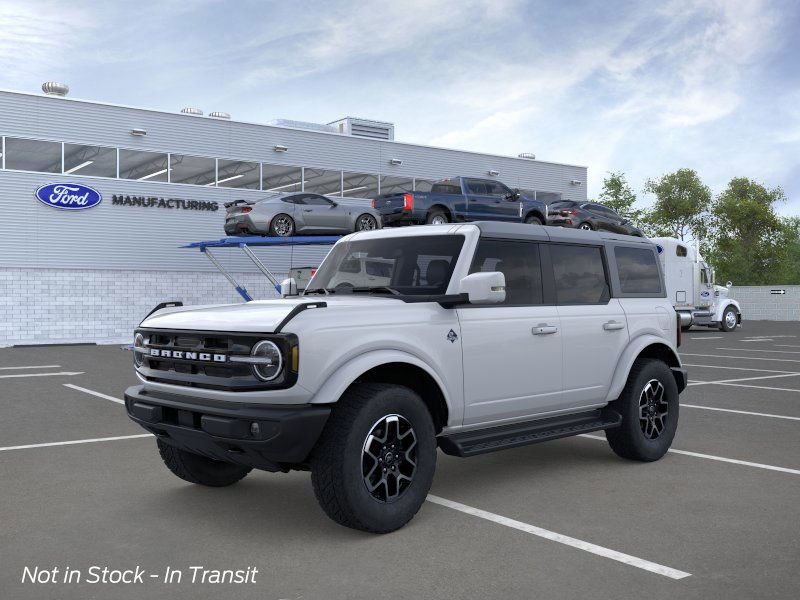 2025 Ford Bronco 4-Door Outer Banks's photo