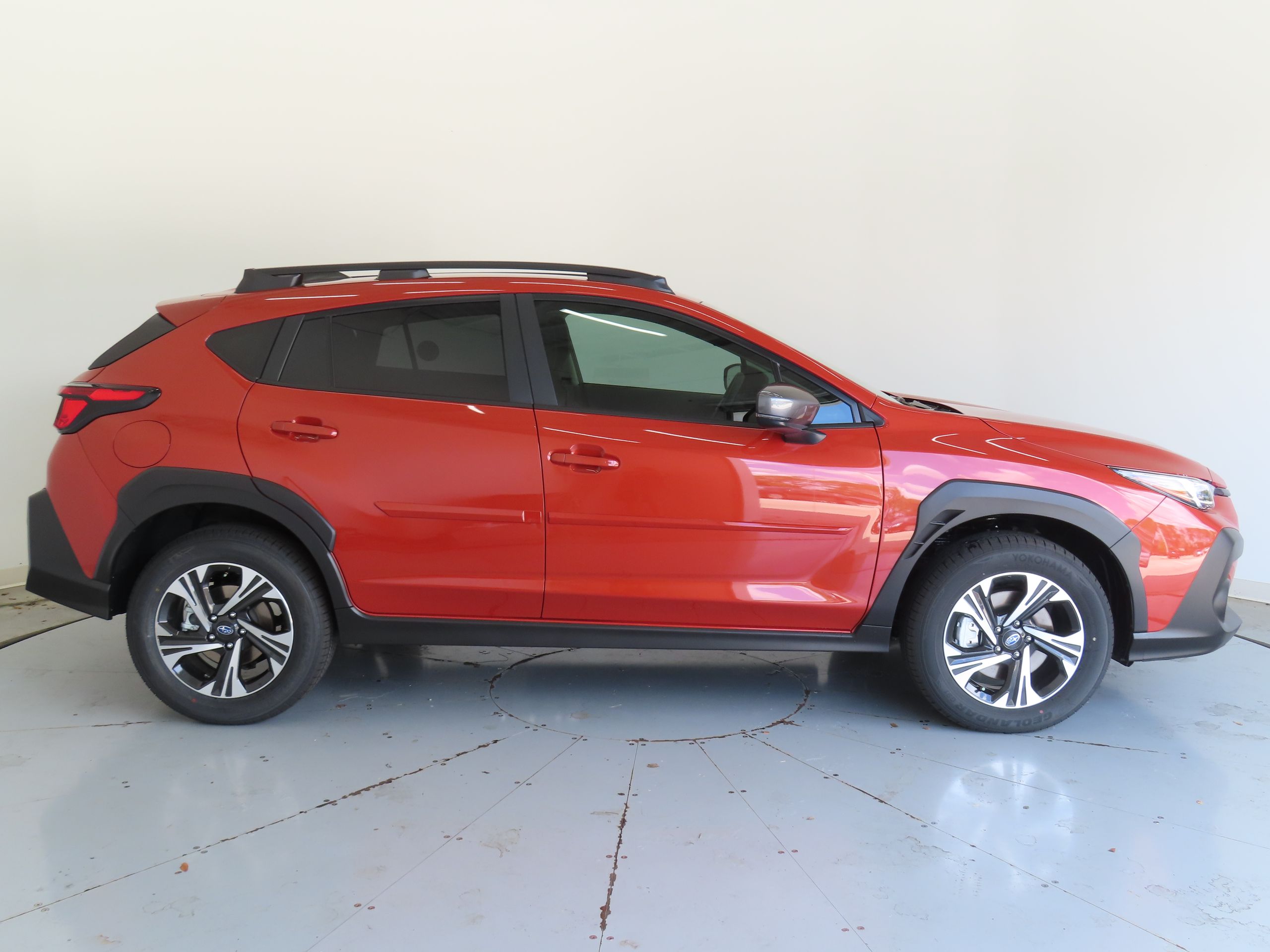 2025 Subaru Crosstrek Premium photo 2