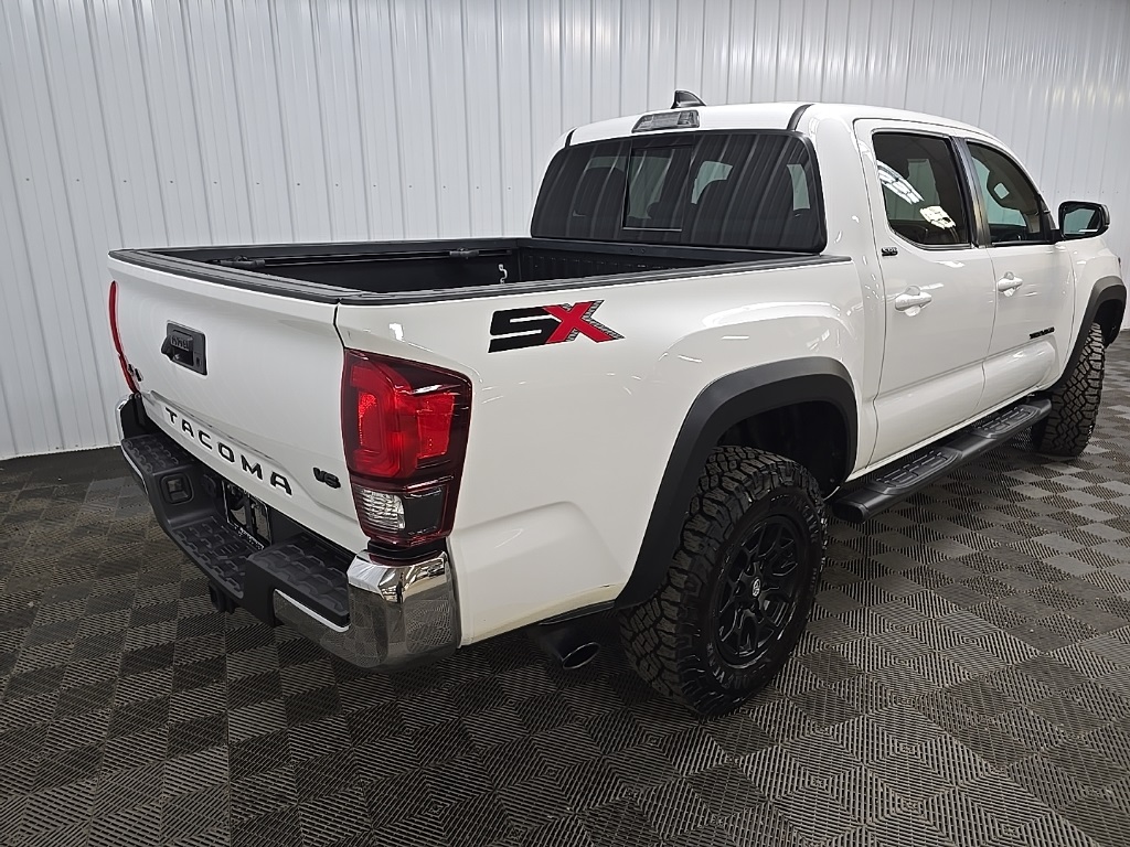 2023 Toyota Tacoma SR5 V6 photo 10