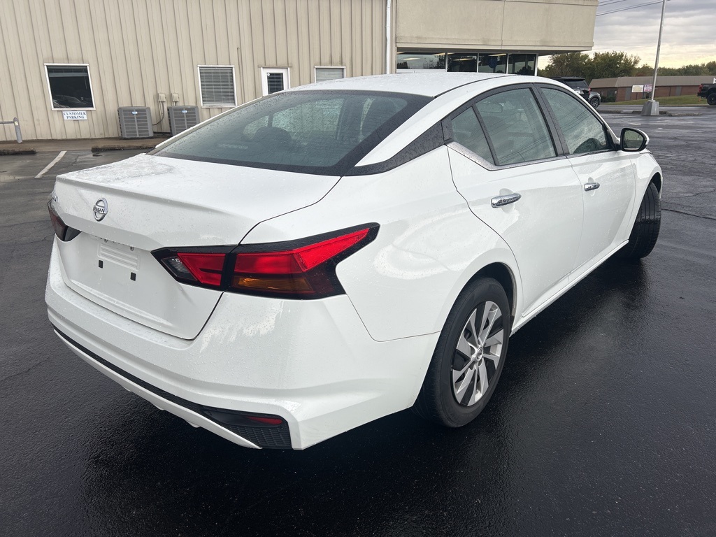 2022 Nissan Altima 2.5 S photo 4