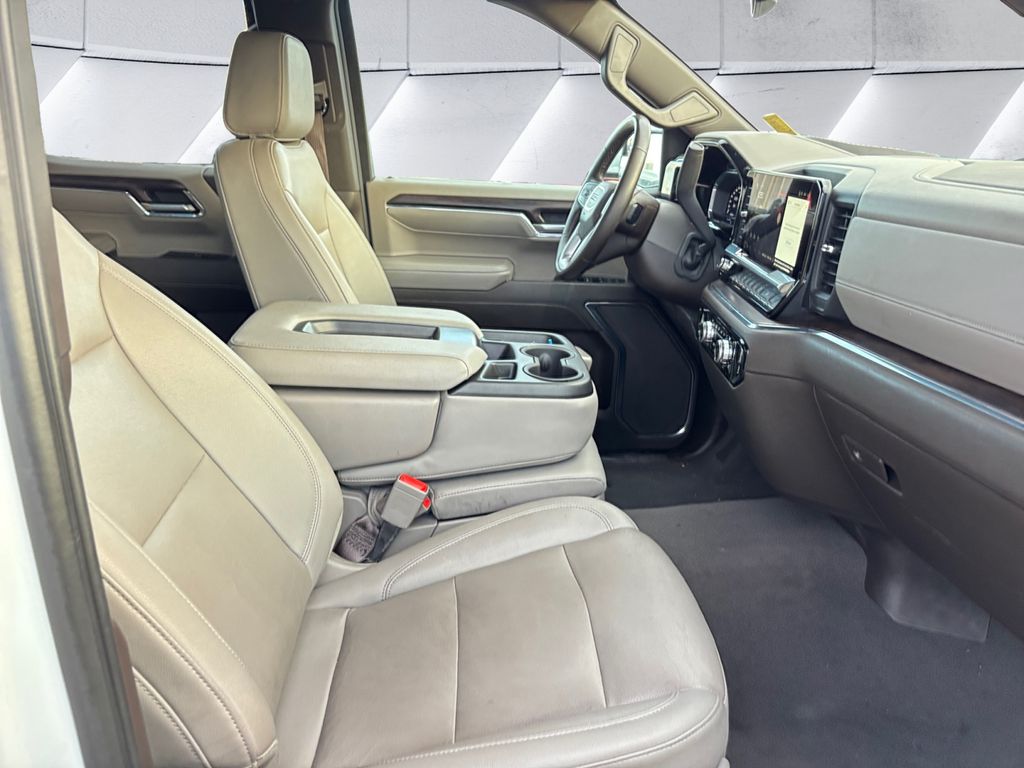 2024 Gmc Sierra 1500 SLT photo 13