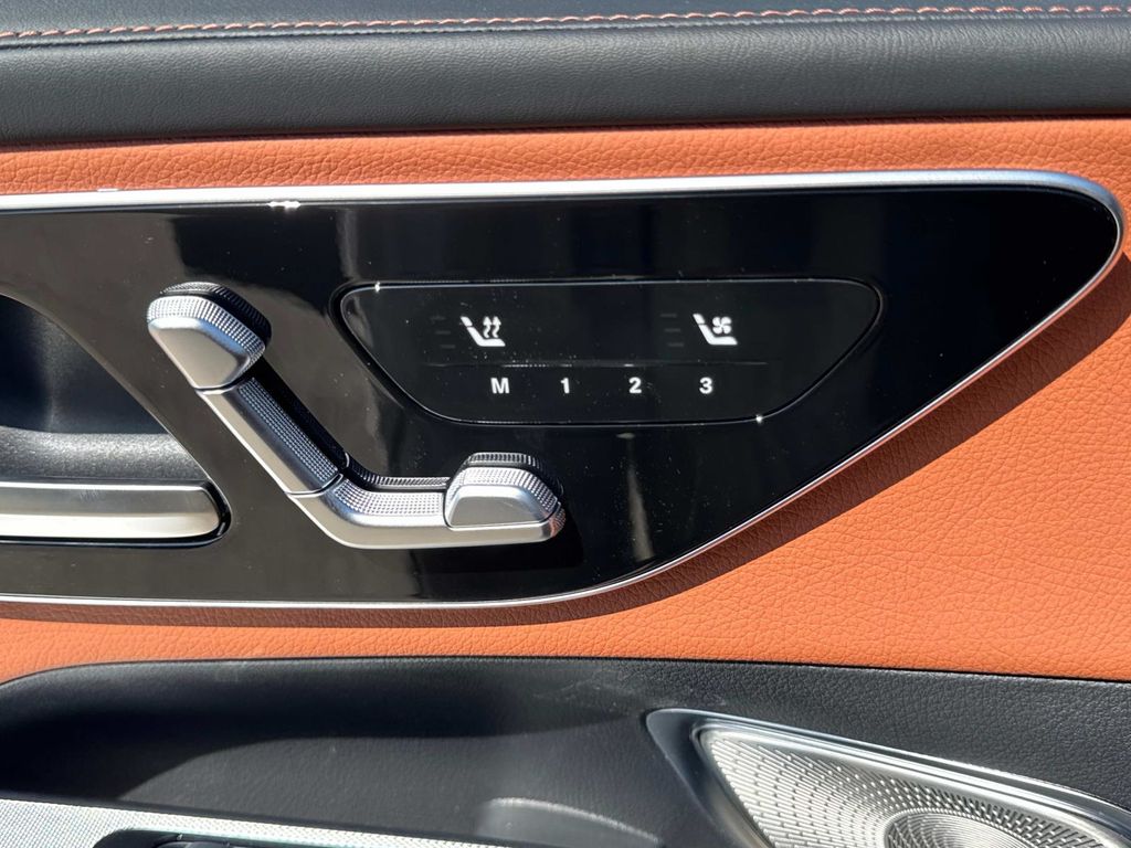 2026 Mercedes Benz GLC 350e 4MATIC photo 27