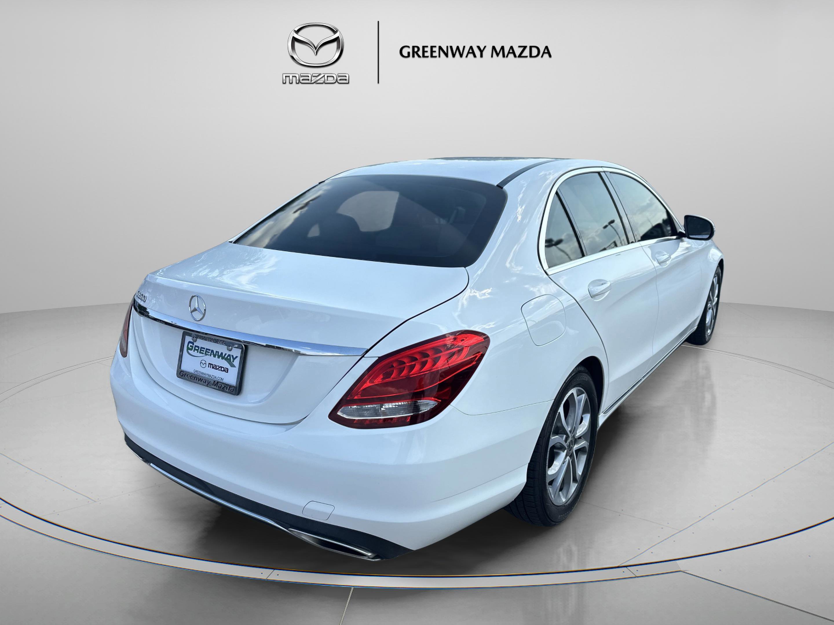 2018 Mercedes Benz C 300 photo 7