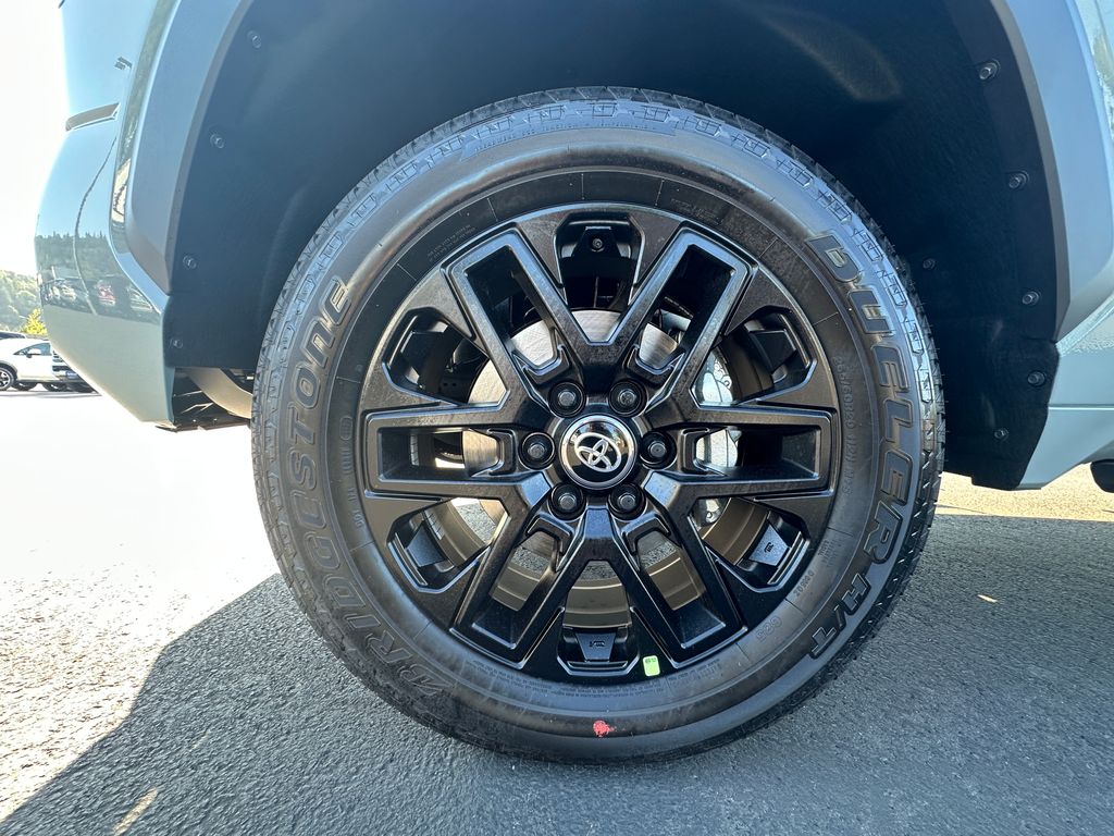 2026 Toyota Tundra Limited CrewMax photo 11