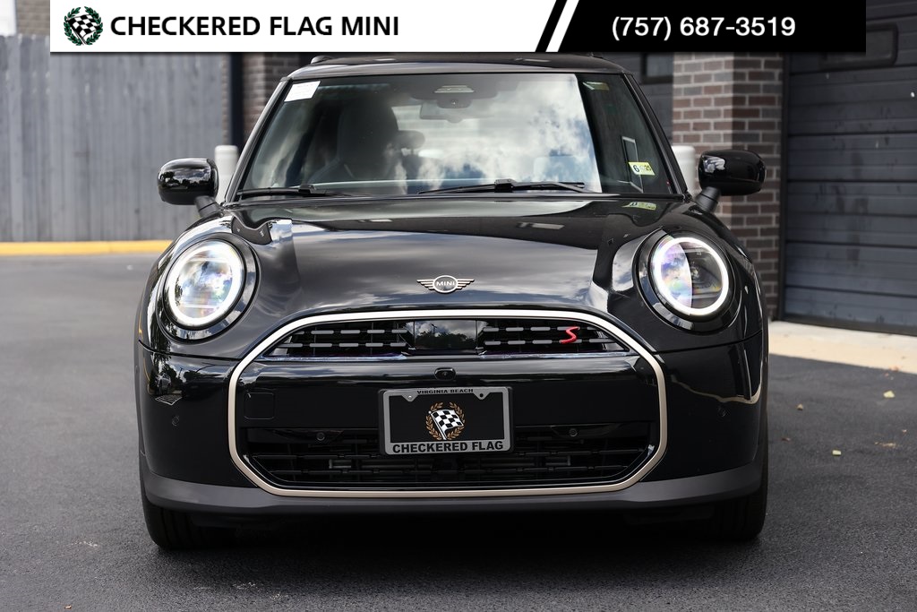2025 Mini Cooper S Iconic photo 15
