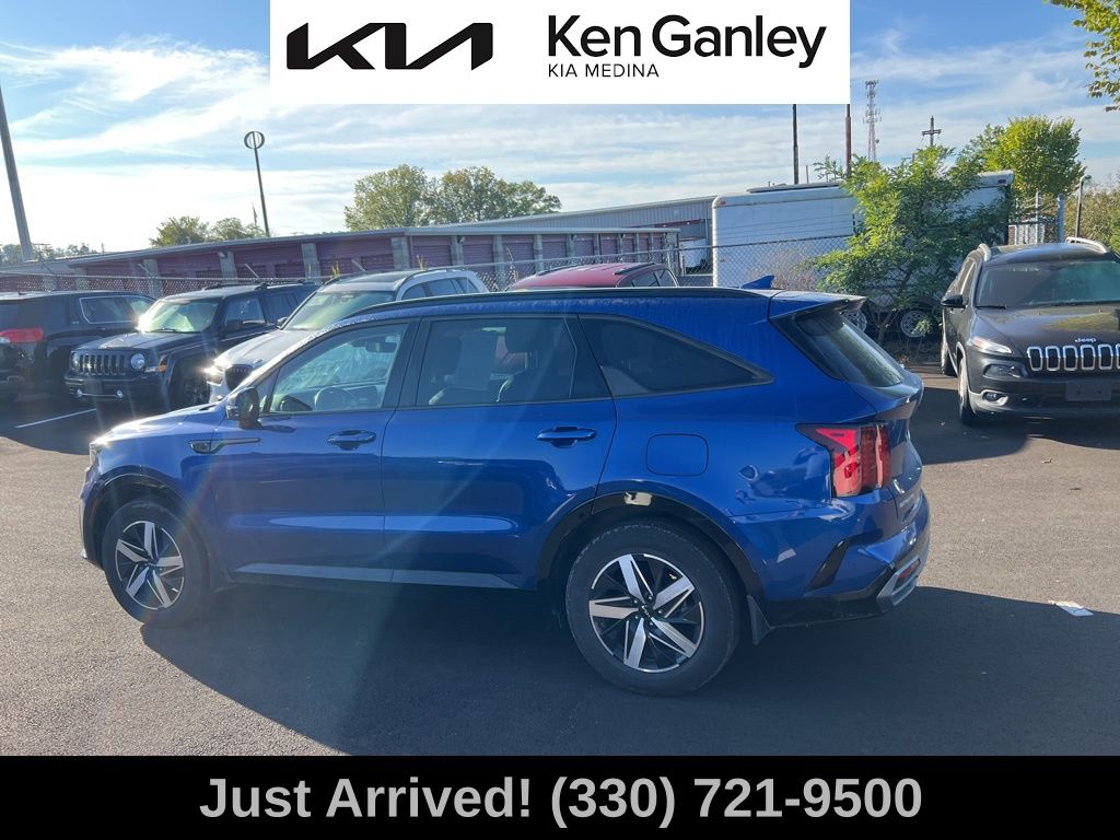 2023 Kia Sorento EX photo 7