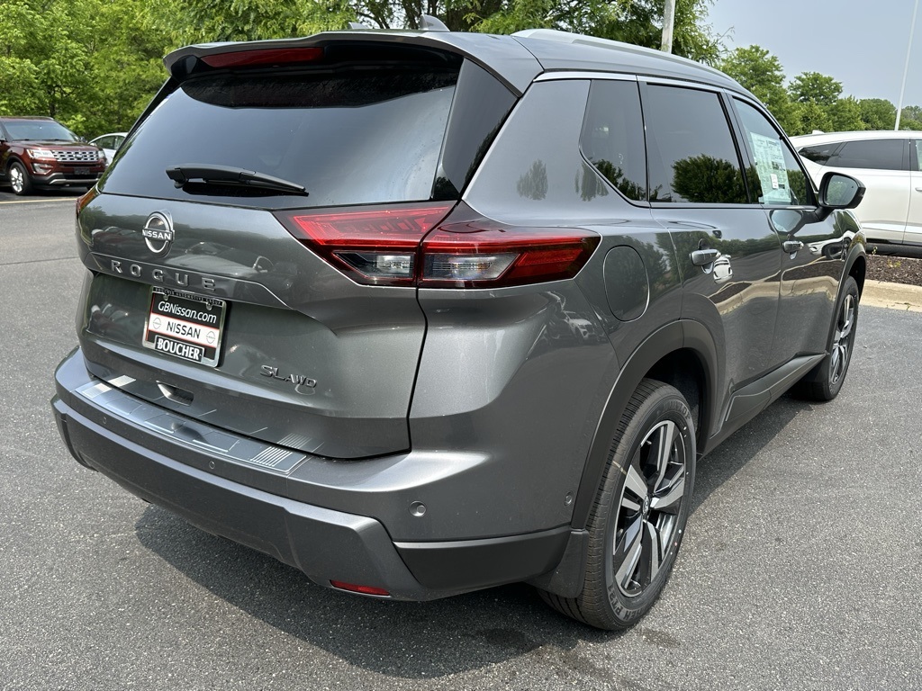 2025 Nissan Rogue SL photo 4