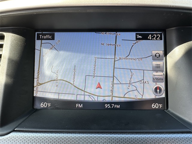 2020 Nissan Pathfinder SL photo 30