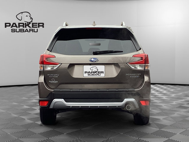 2023 Subaru Forester Touring photo 4