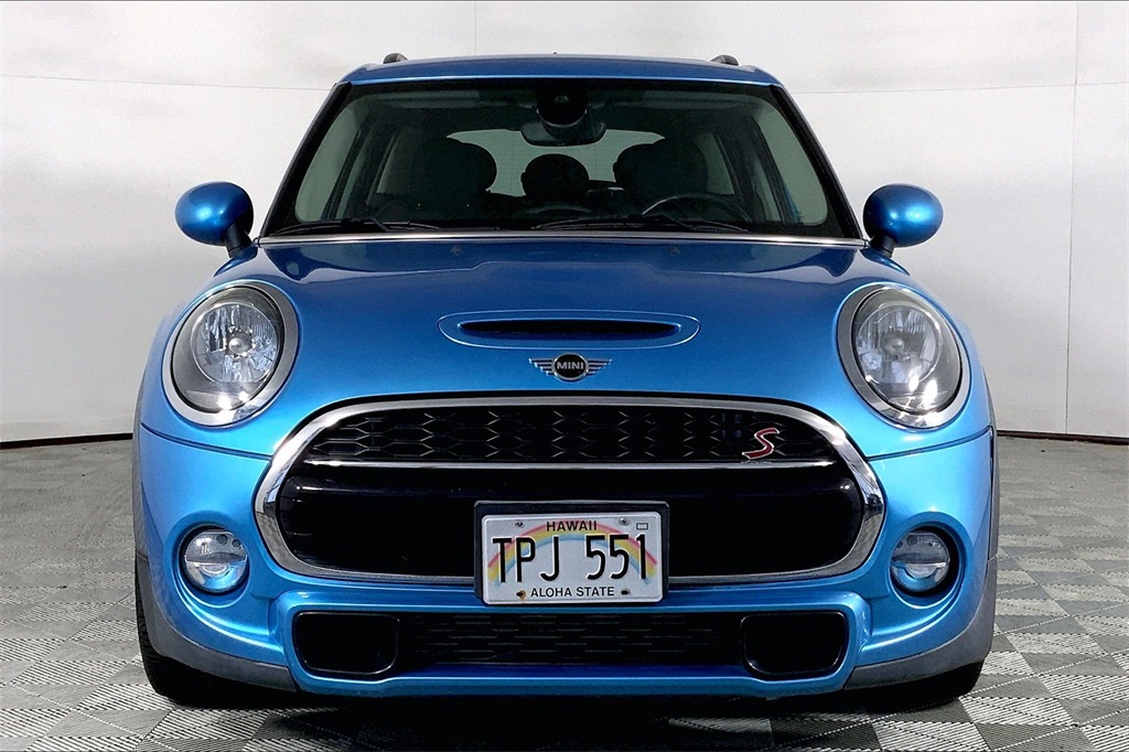 2019 Mini Cooper 4 Door Hardtop S photo 2