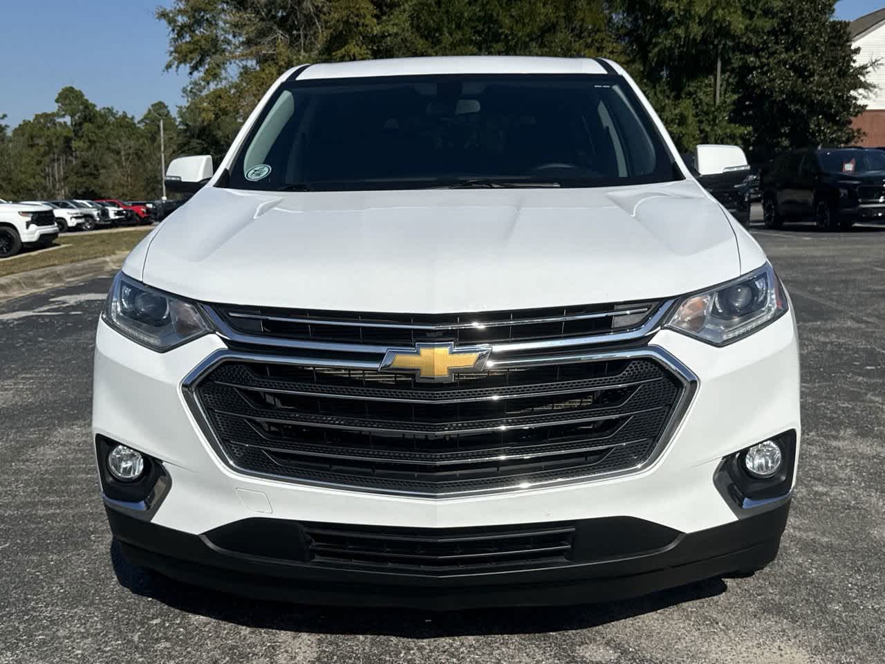 2021 Chevrolet Traverse Cloth photo 2