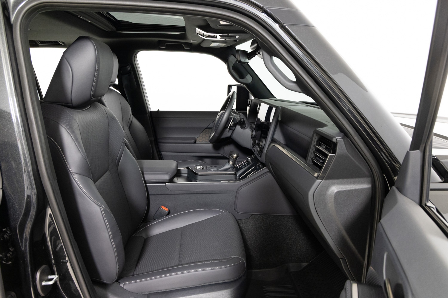 2024 Lexus GX photo 23