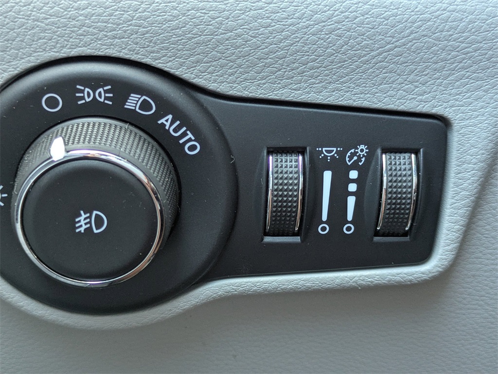 2022 Jeep Compass Latitude photo 21