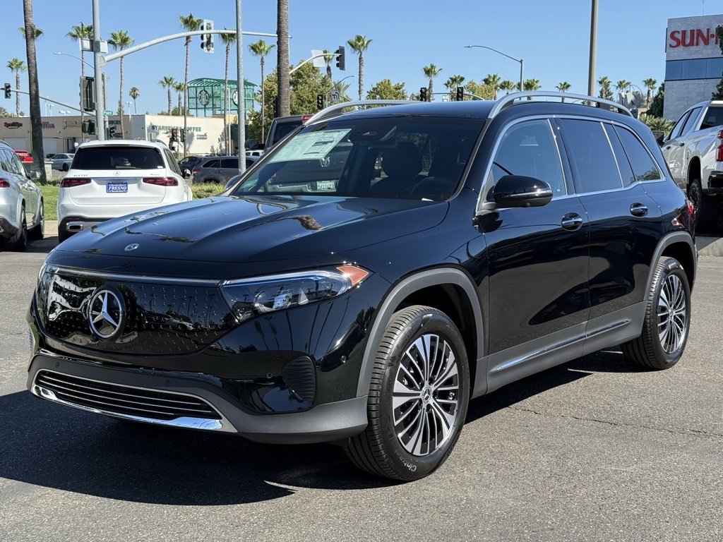 2025 Mercedes Benz EQB photo 4