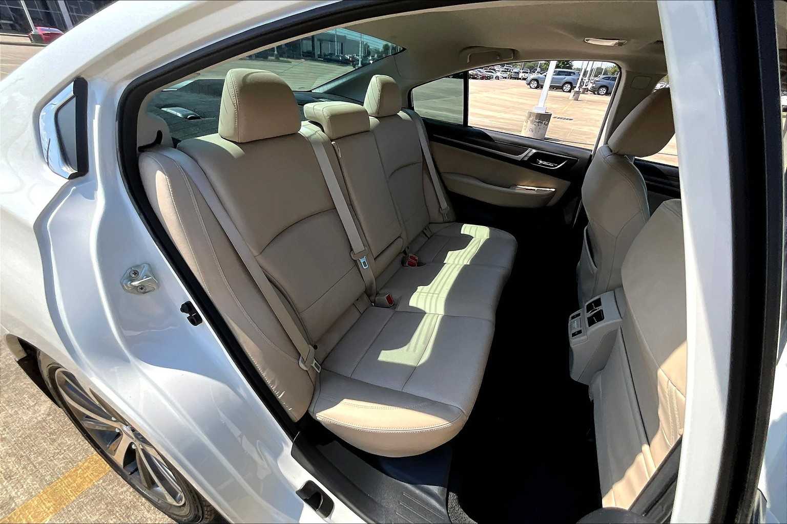 2018 Subaru Legacy Limited photo 15