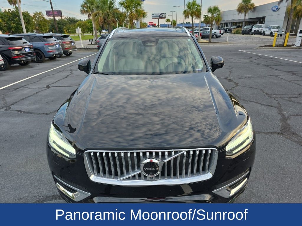 2023 Volvo XC90 Plus photo 4