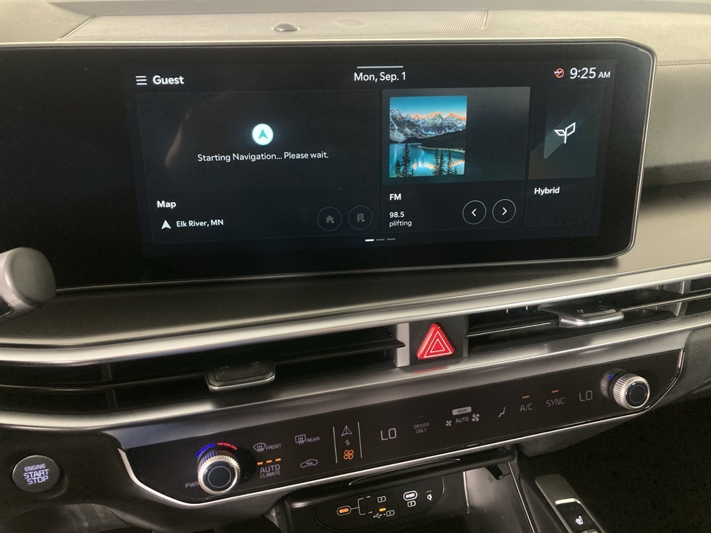 2025 Kia Sorento Hybrid EX photo 2