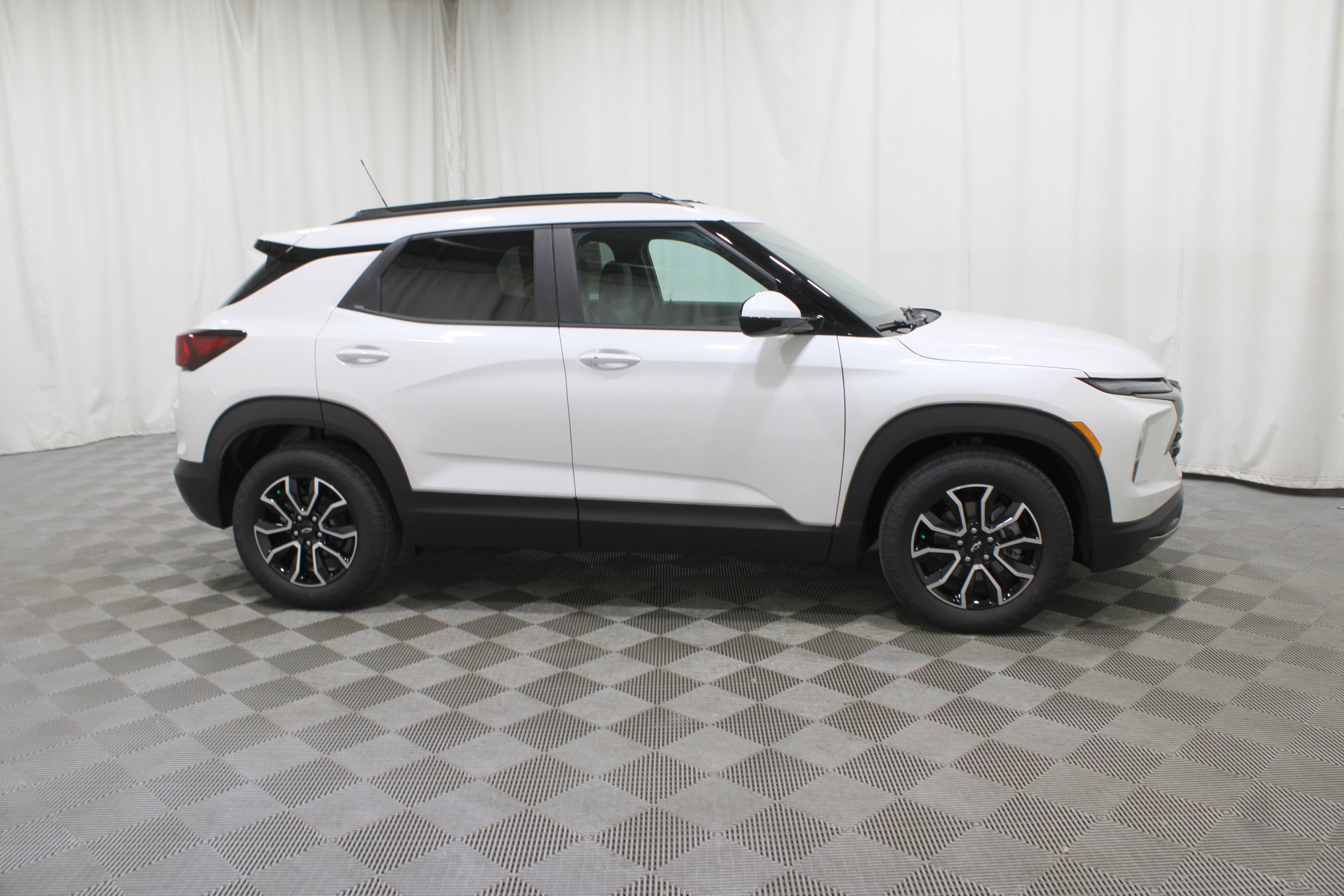 2025 Chevrolet Trailblazer ACTIV photo 3