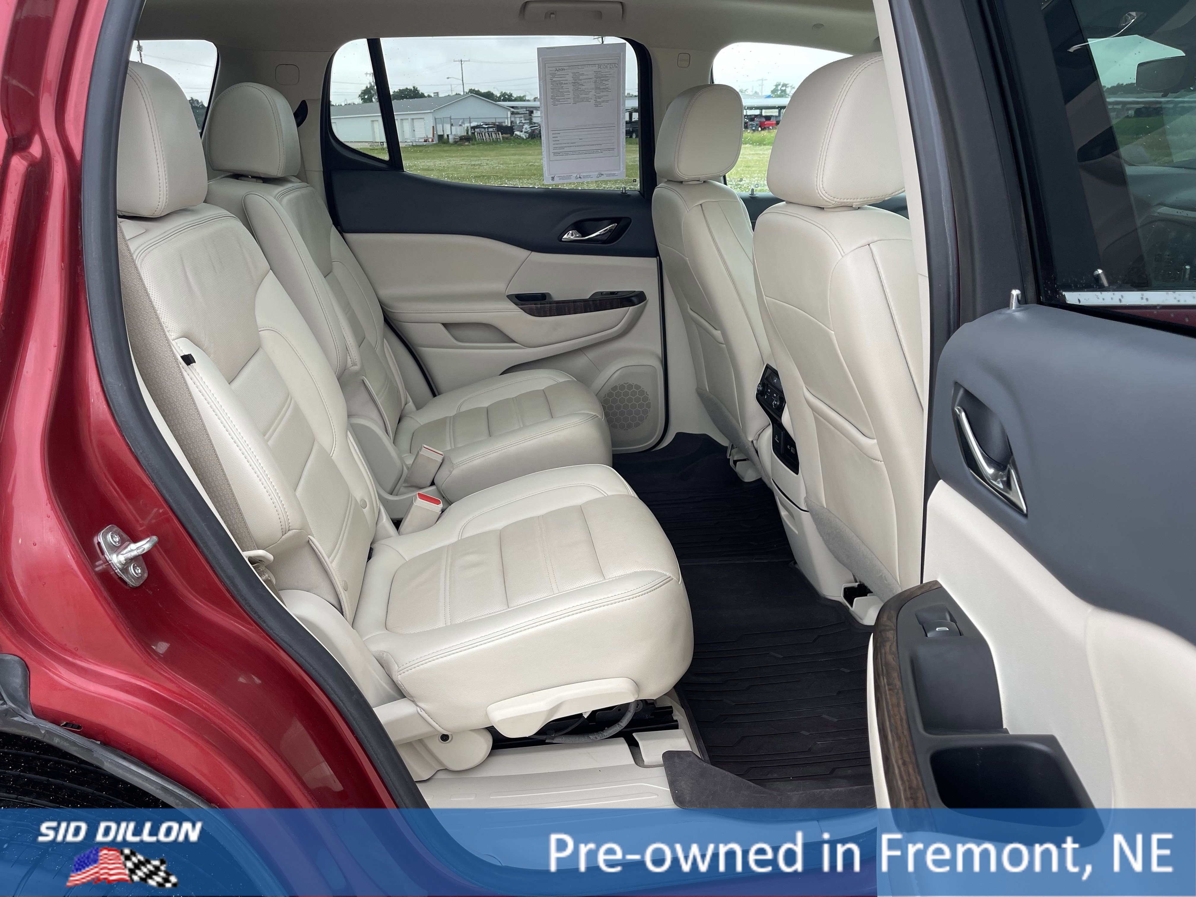 2021 Gmc Acadia Denali photo 2