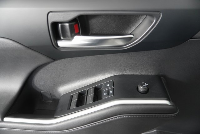 2020 Toyota Highlander XLE photo 18