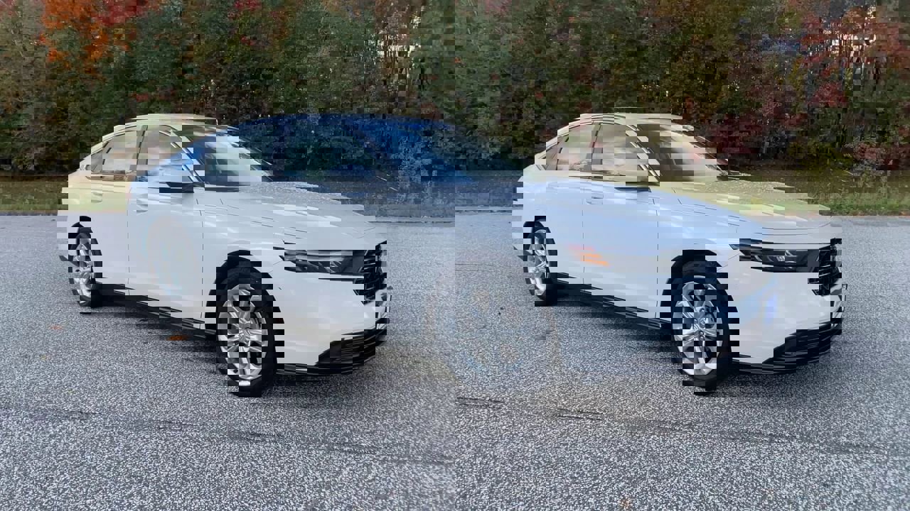 2023 Honda Accord 1.5T LX photo 2
