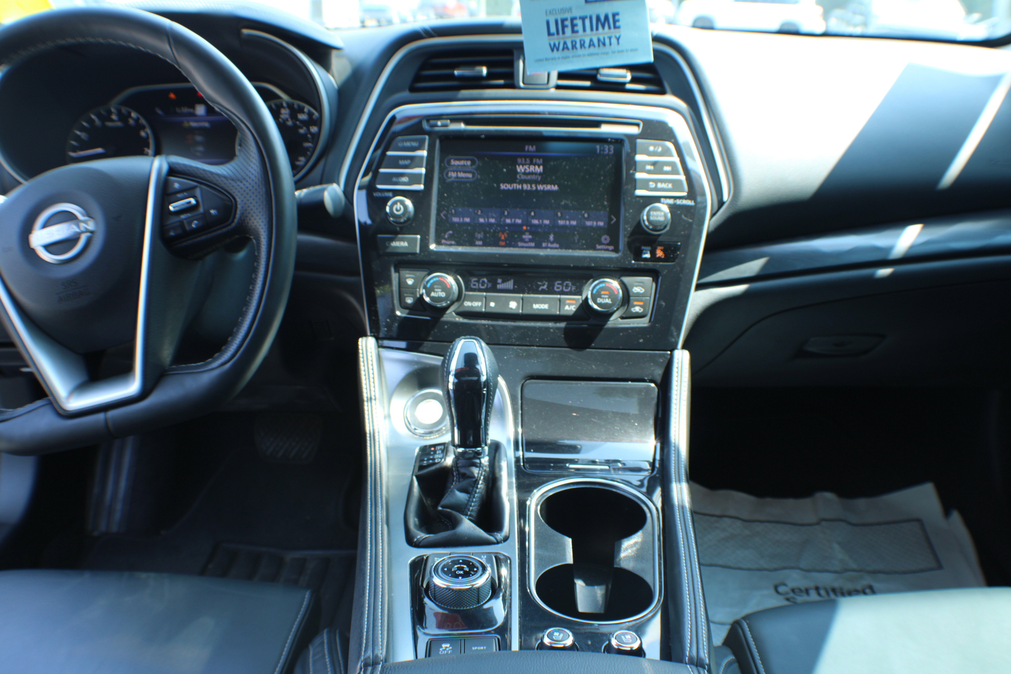 2023 Nissan Maxima Platinum photo 4