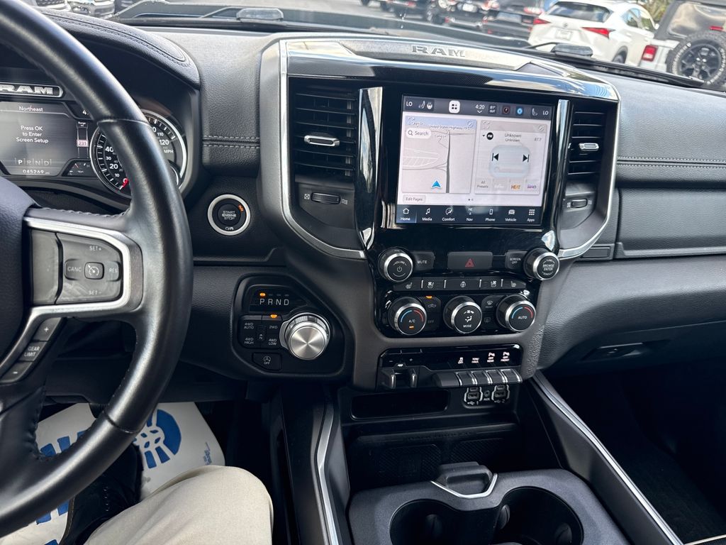 2022 Ram 1500 Laramie photo 15